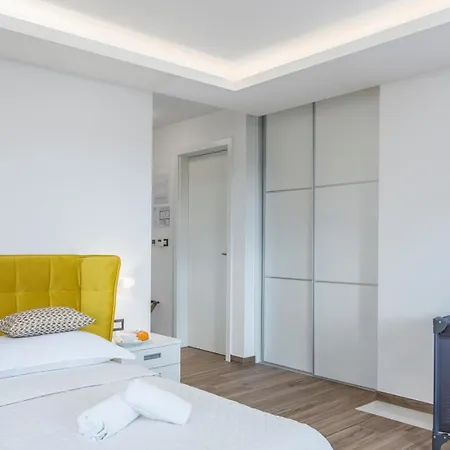Lv Villa